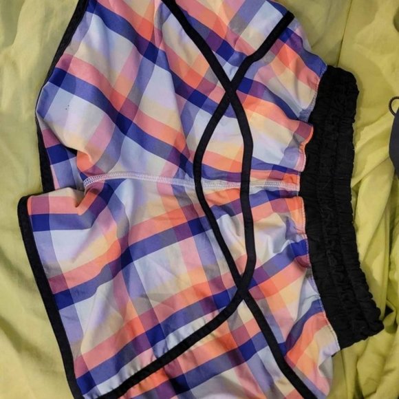 Lululemon Seabreeze Shorts Size 6 - Picture 2 of 3